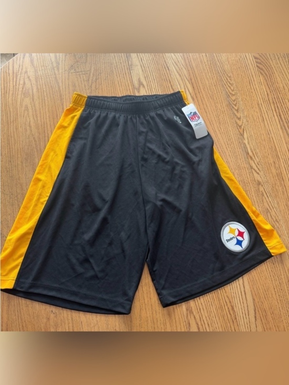 PITTSBURGH STEELERS Men's Performance basketball shorts with Steelers Patch new!